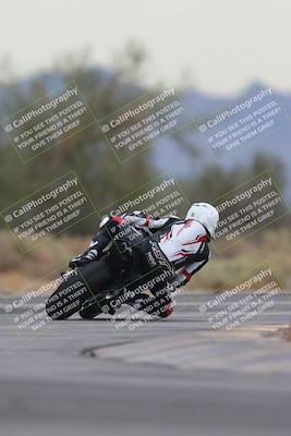 media/Sep-21-2025-Race Pace (Sun) [[98bf33ef95]]/Verified/2-Turn 2 Backside (835am)/